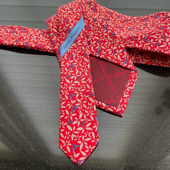 Salvatore Ferragamo Tie - Picture 6 of 7